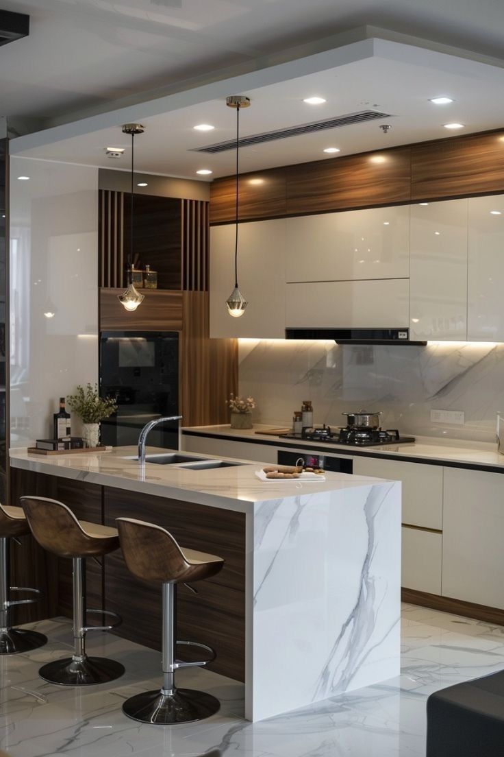 Tích hợp công năng vượt trội và phong cách tinh tế, tủ bếp này mang lại giá trị bền vững.