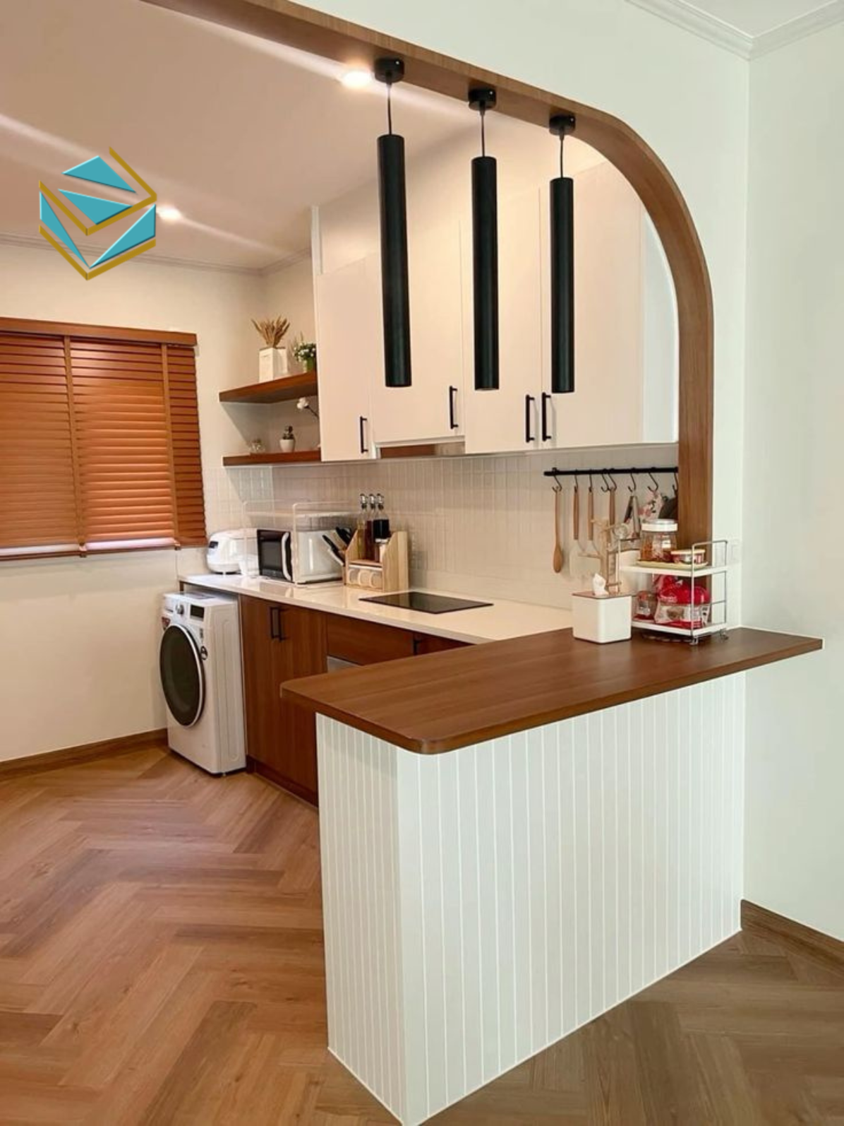 Thiết kế tủ bếp bar hiện đại kết hợp hệ thống chiếu sáng giúp không gian thêm sang trọng.
