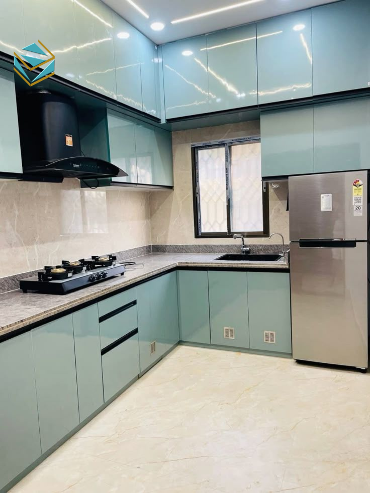 Mỗi chi tiết được sắp xếp hợp lý, giúp người nội trợ cảm thấy thoải mái và yêu gian bếp hơn mỗi ngày.