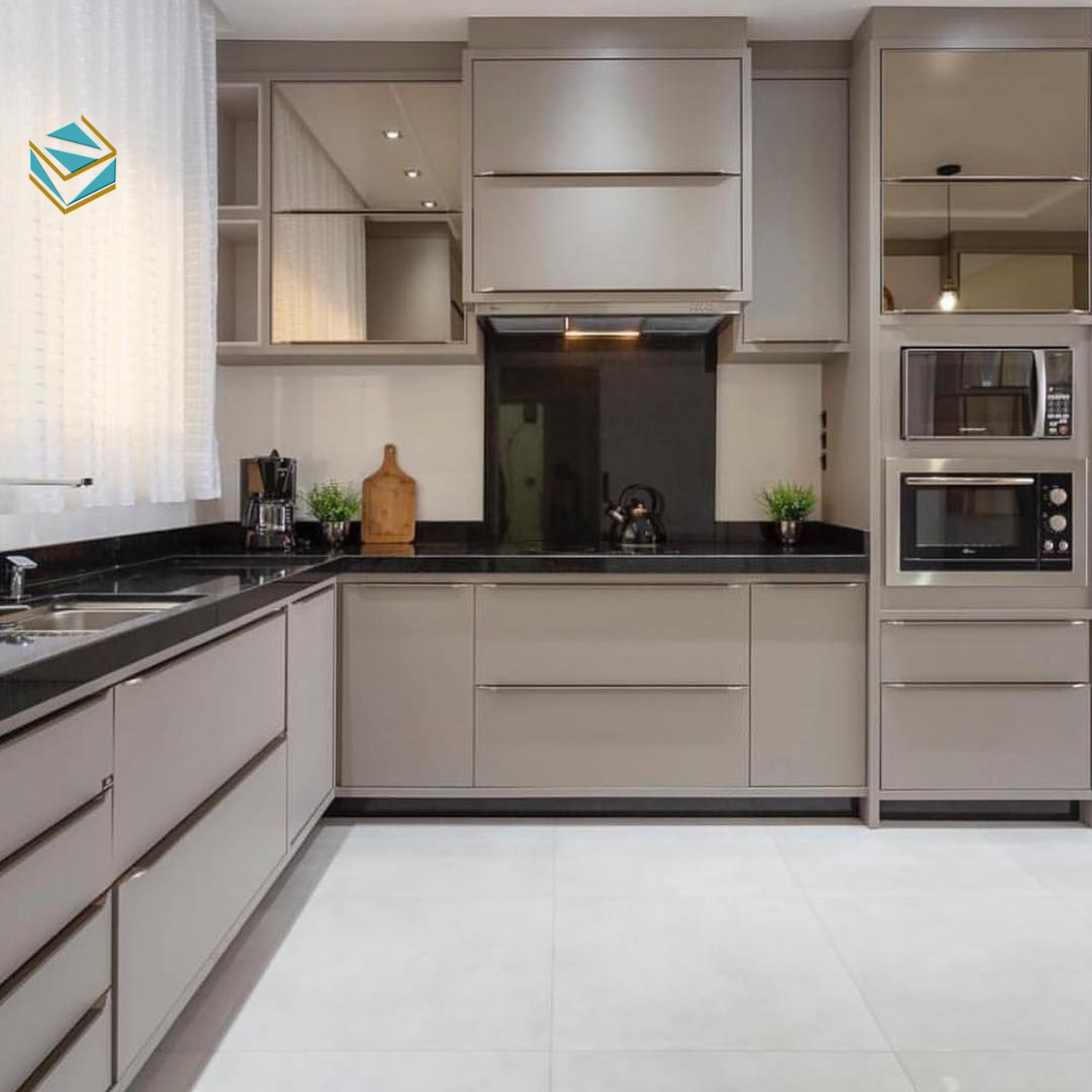 Kết hợp gam màu nâu gỗ và trắng sứ, mang lại cảm giác ấm áp, hiện đại và sang trọng.