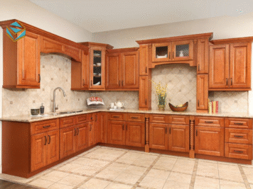 Đèn LED gắn gầm tủ giúp tăng độ sáng khu vực nấu, an toàn và dễ sử dụng.