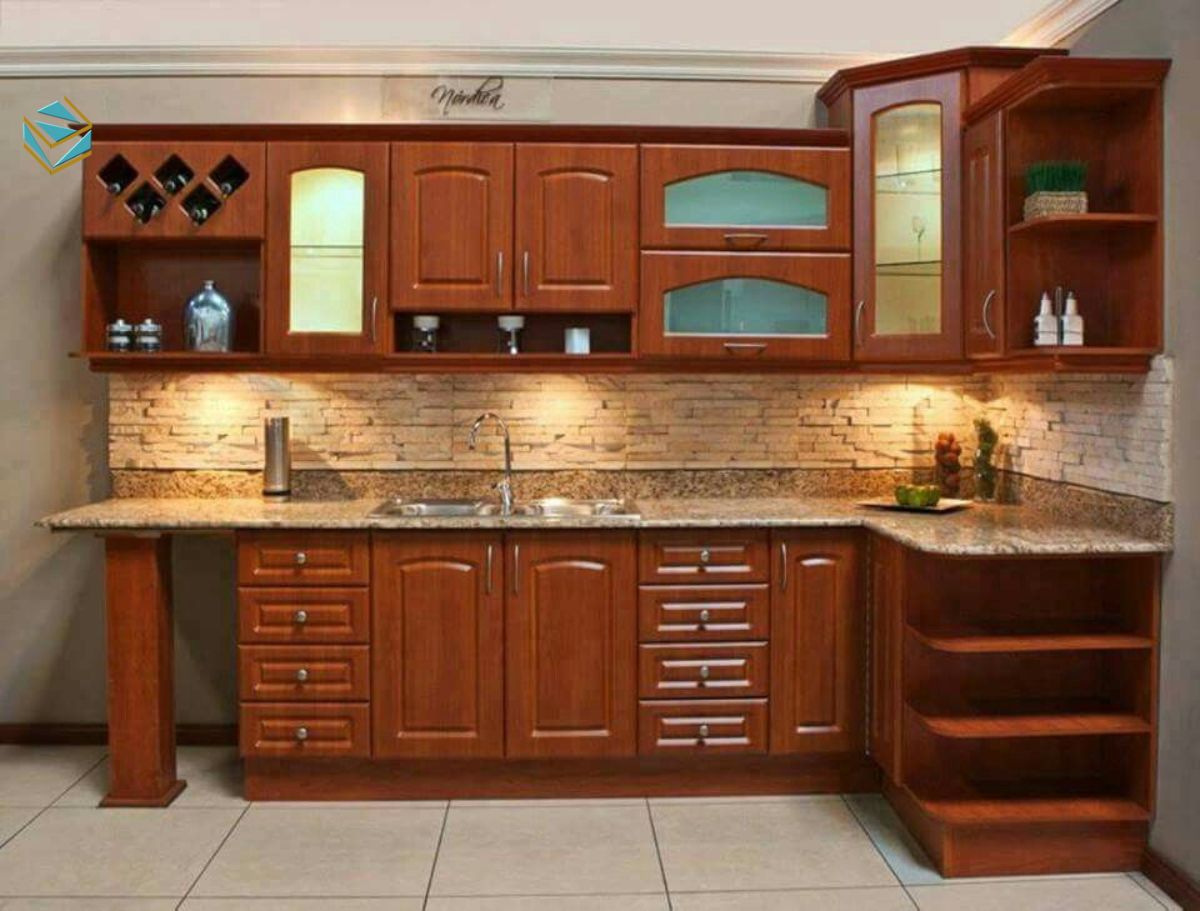 Không gian bếp hiện đại với tông gỗ tự nhiên và ánh sáng LED trung tính.